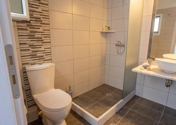 מלון דירות Marioly 4*